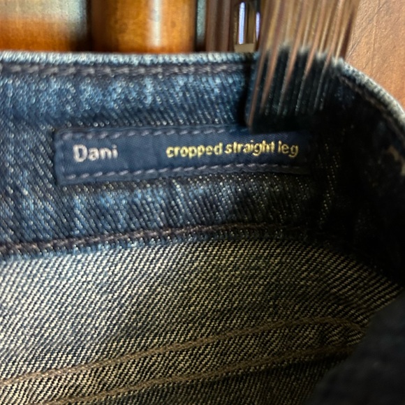 Citizens of Humanity Cropped Dani Jeans - Picture 5 of 9